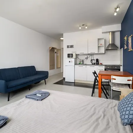 Sun Resort Residential Suite-Free Parking Garage Same Building Budapest Exterior foto